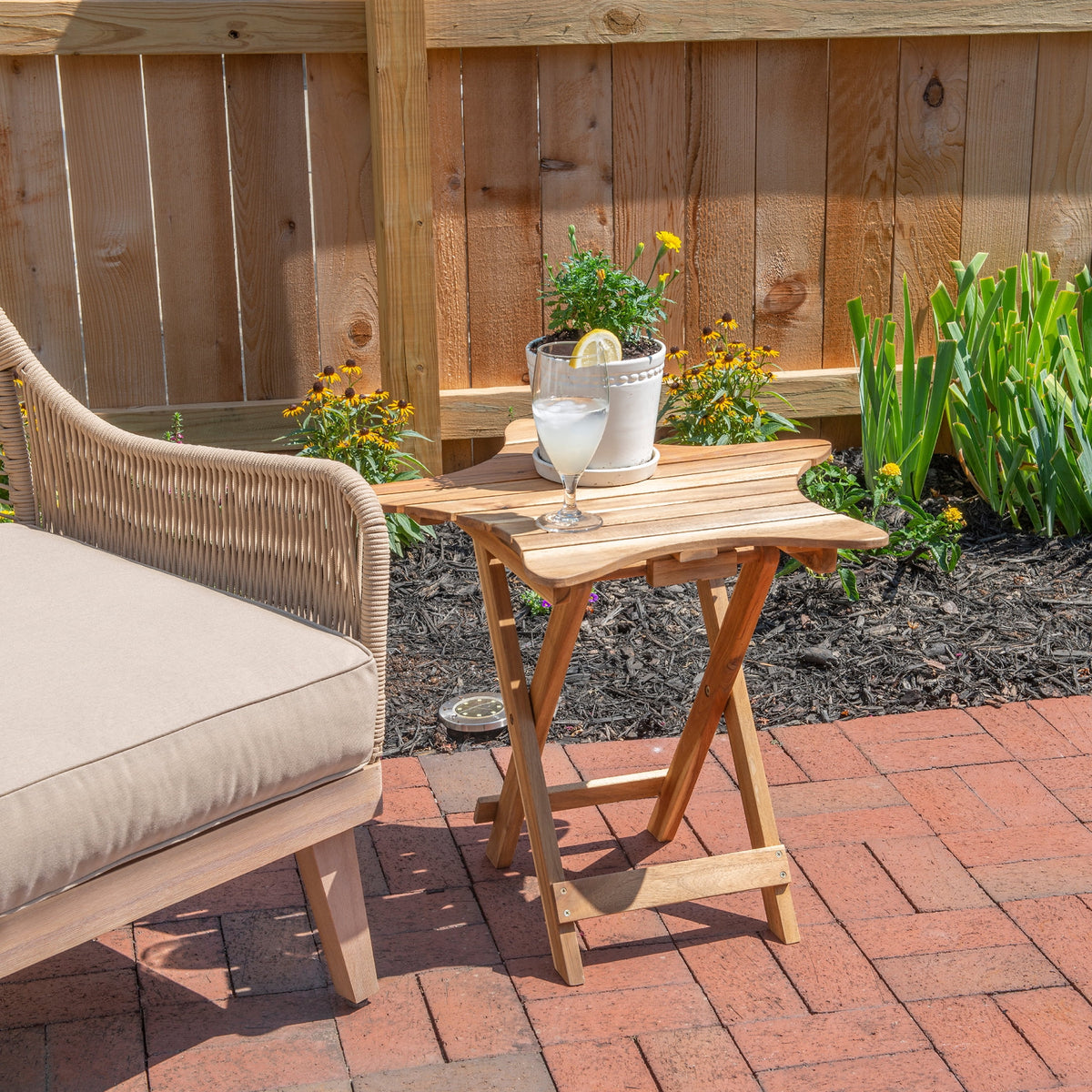 Star-Shaped Outdoor Folding Table M273