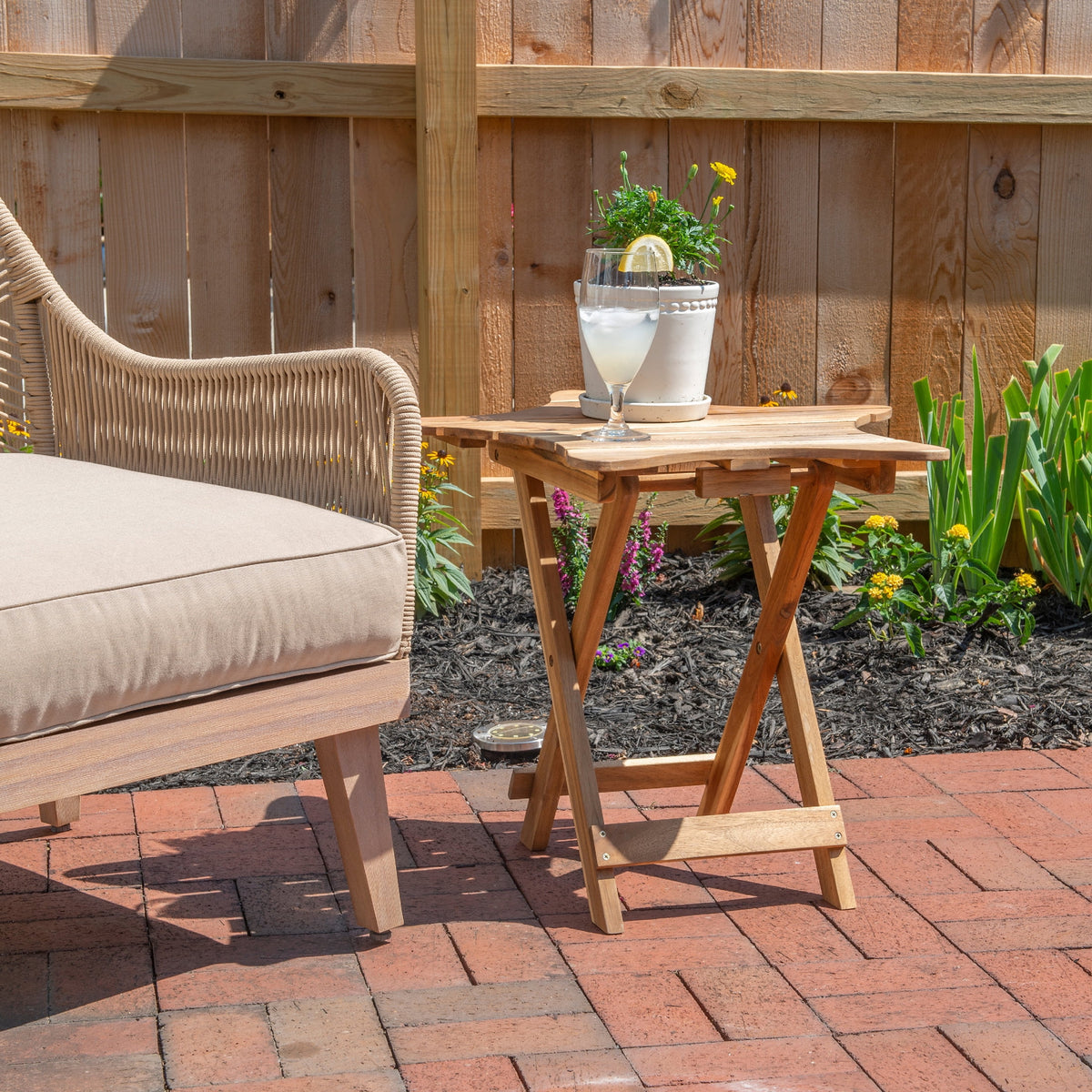 Star-Shaped Outdoor Folding Table M273
